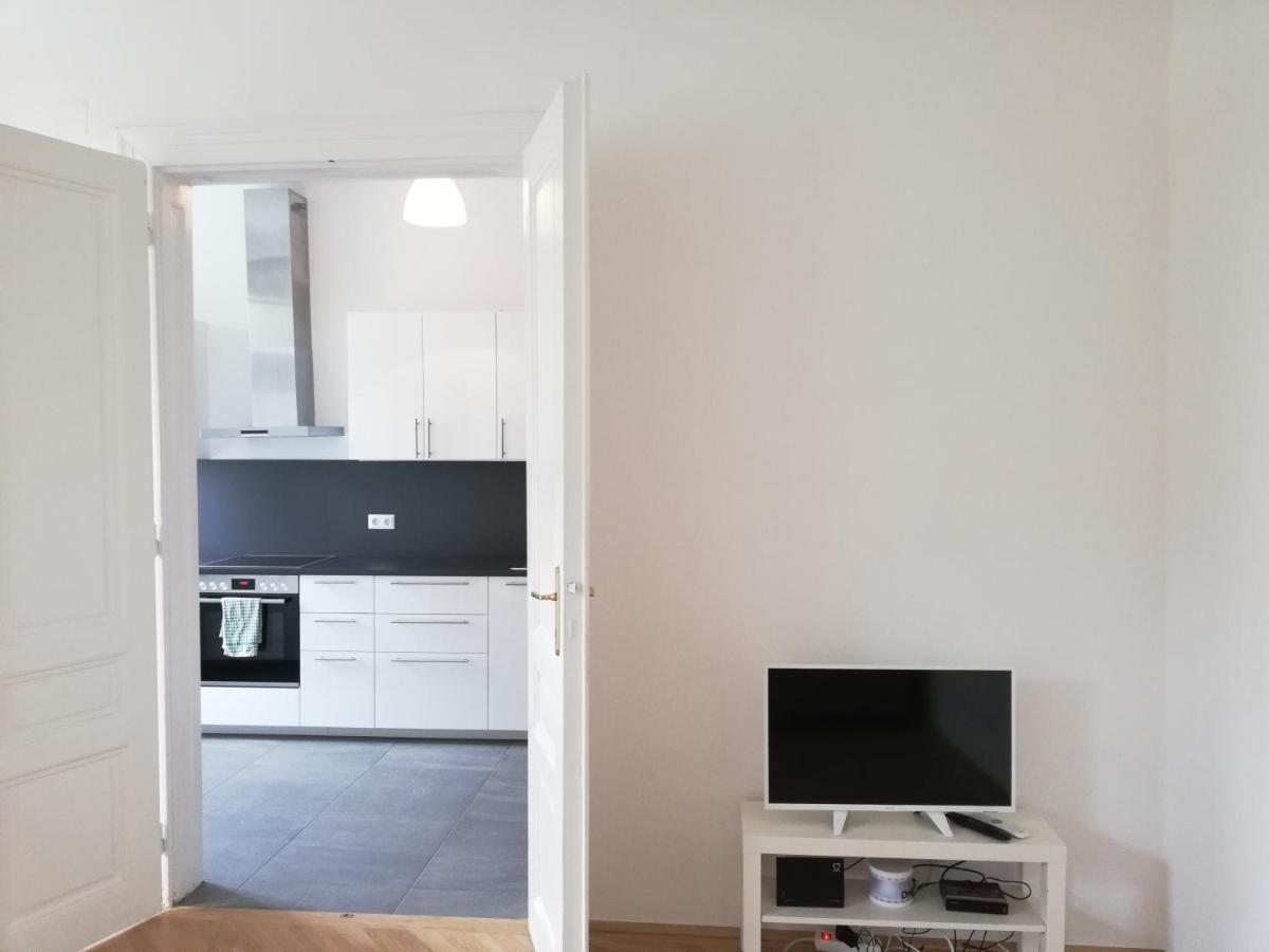 Central Living Apartments - Schoenbrunn ウィーン エクステリア 写真