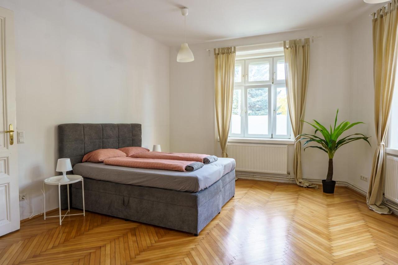 Central Living Apartments - Schoenbrunn ウィーン エクステリア 写真