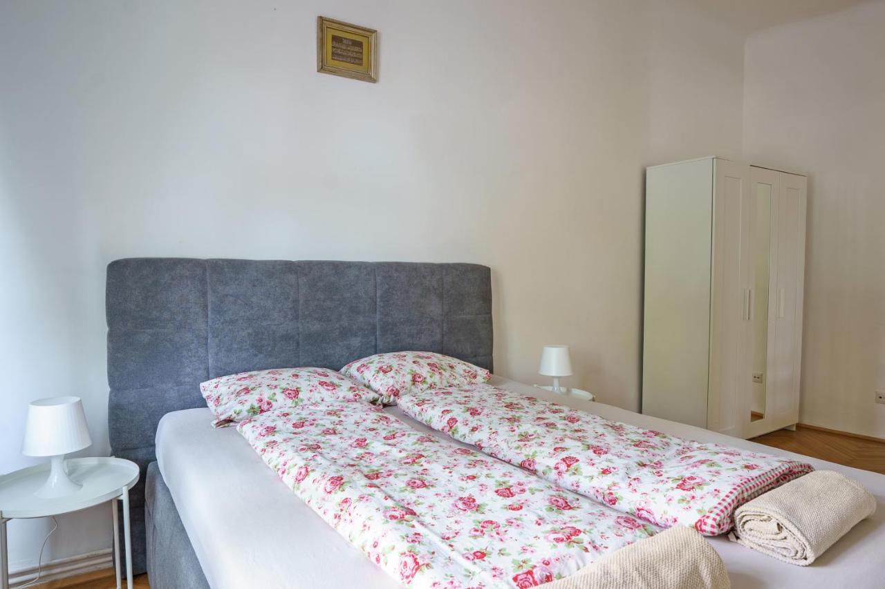 Central Living Apartments - Schoenbrunn ウィーン エクステリア 写真