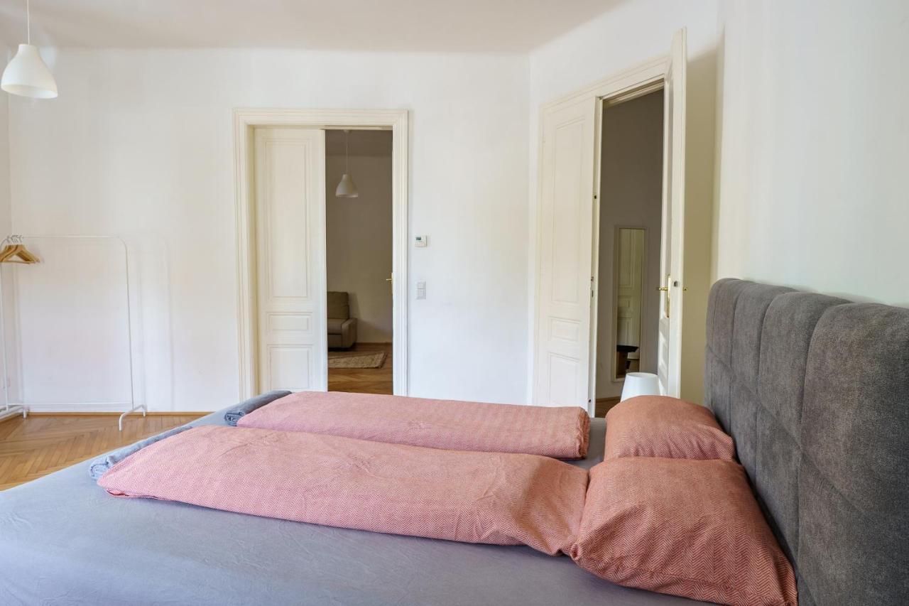 Central Living Apartments - Schoenbrunn ウィーン エクステリア 写真