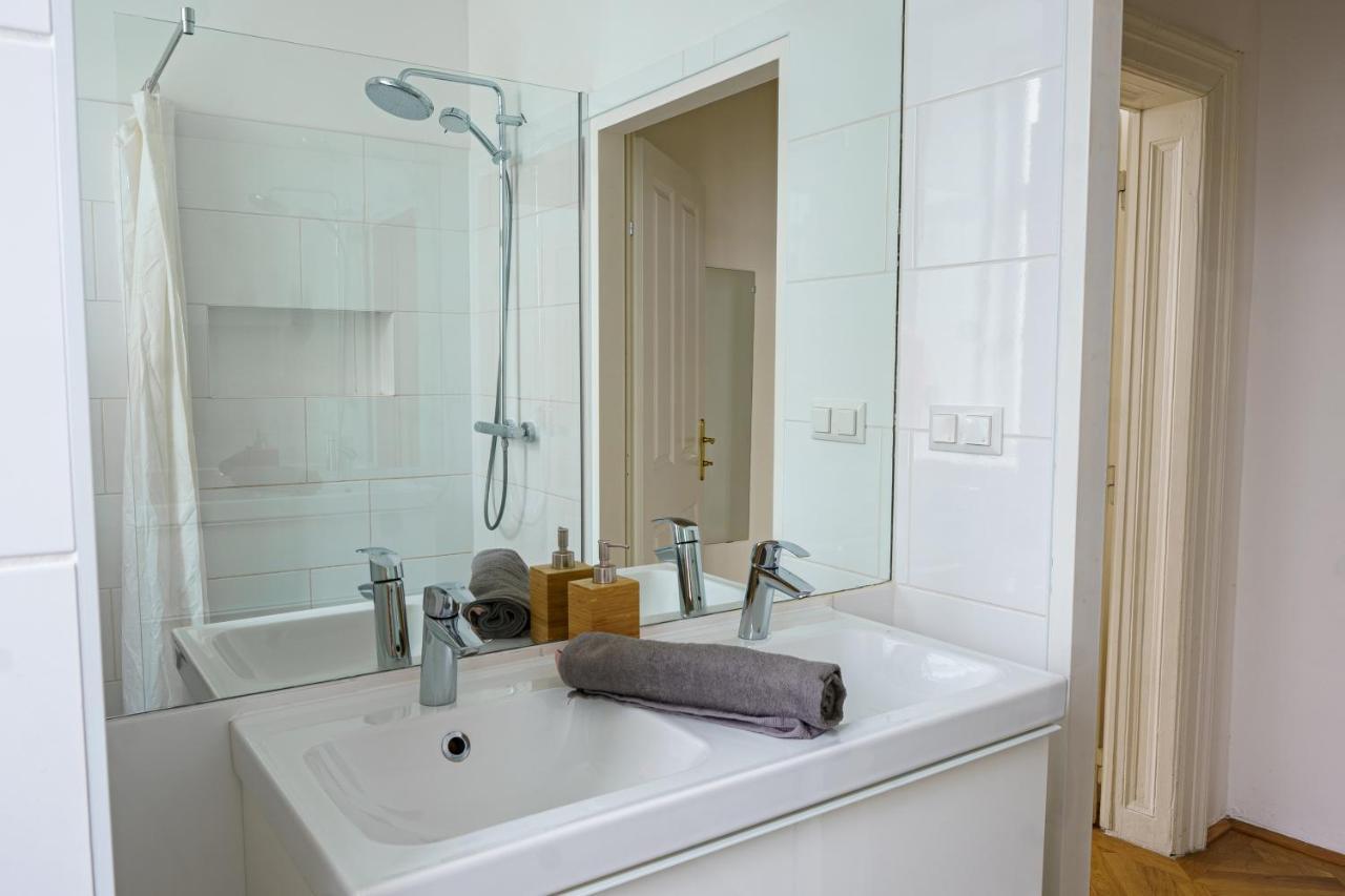 Central Living Apartments - Schoenbrunn ウィーン エクステリア 写真