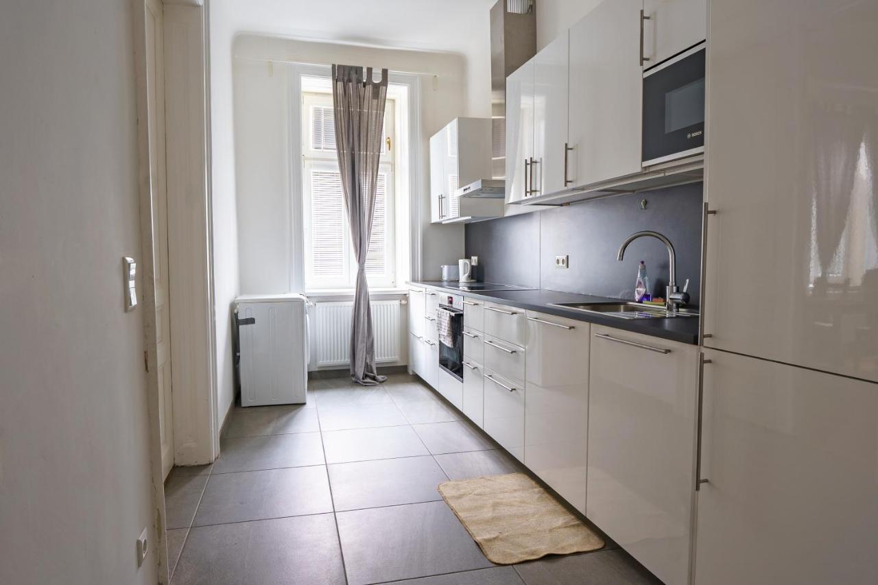 Central Living Apartments - Schoenbrunn ウィーン エクステリア 写真